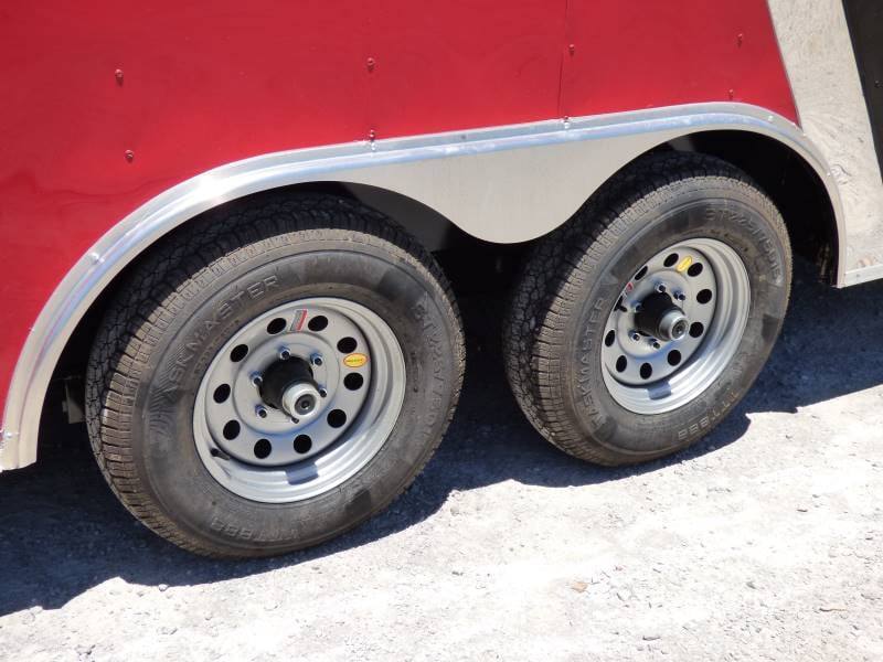 8.5 × 18 ft Enclosed Car Hauler, photo 5