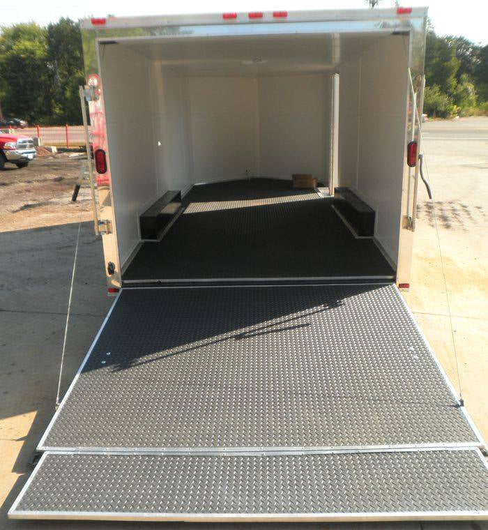 8.5 × 18 ft Enclosed Car Hauler, photo 5