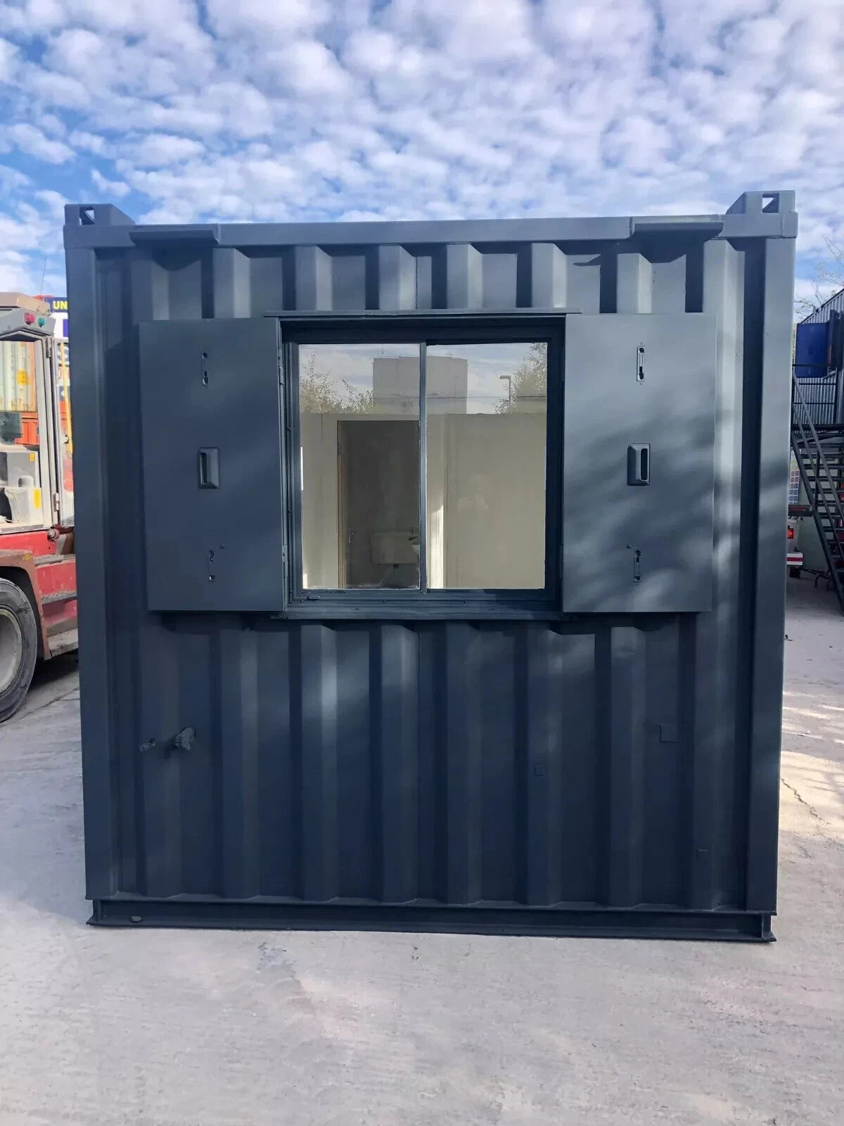 20 × 8 ft Office/Canteen/Toilet Anti Vandal/ Shipping Container, photo 3