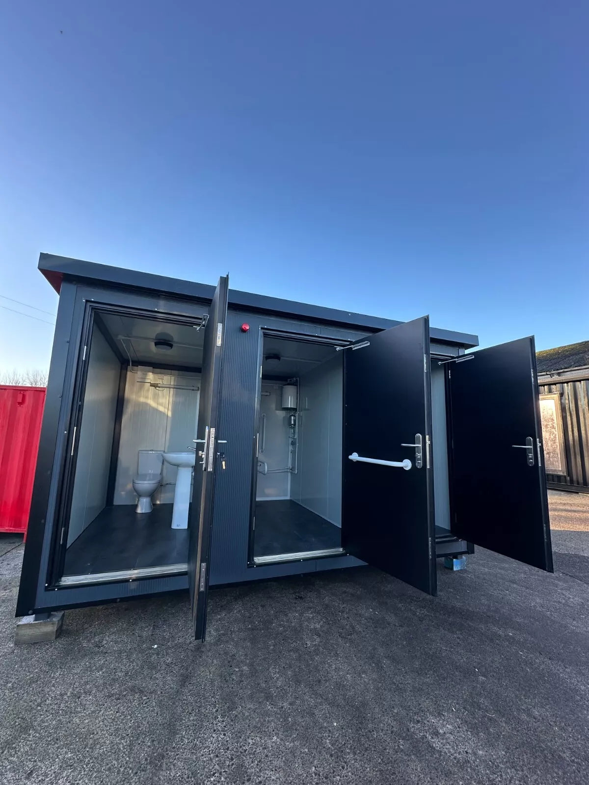 Triple Toilet Unit (Can Be customized), photo 1