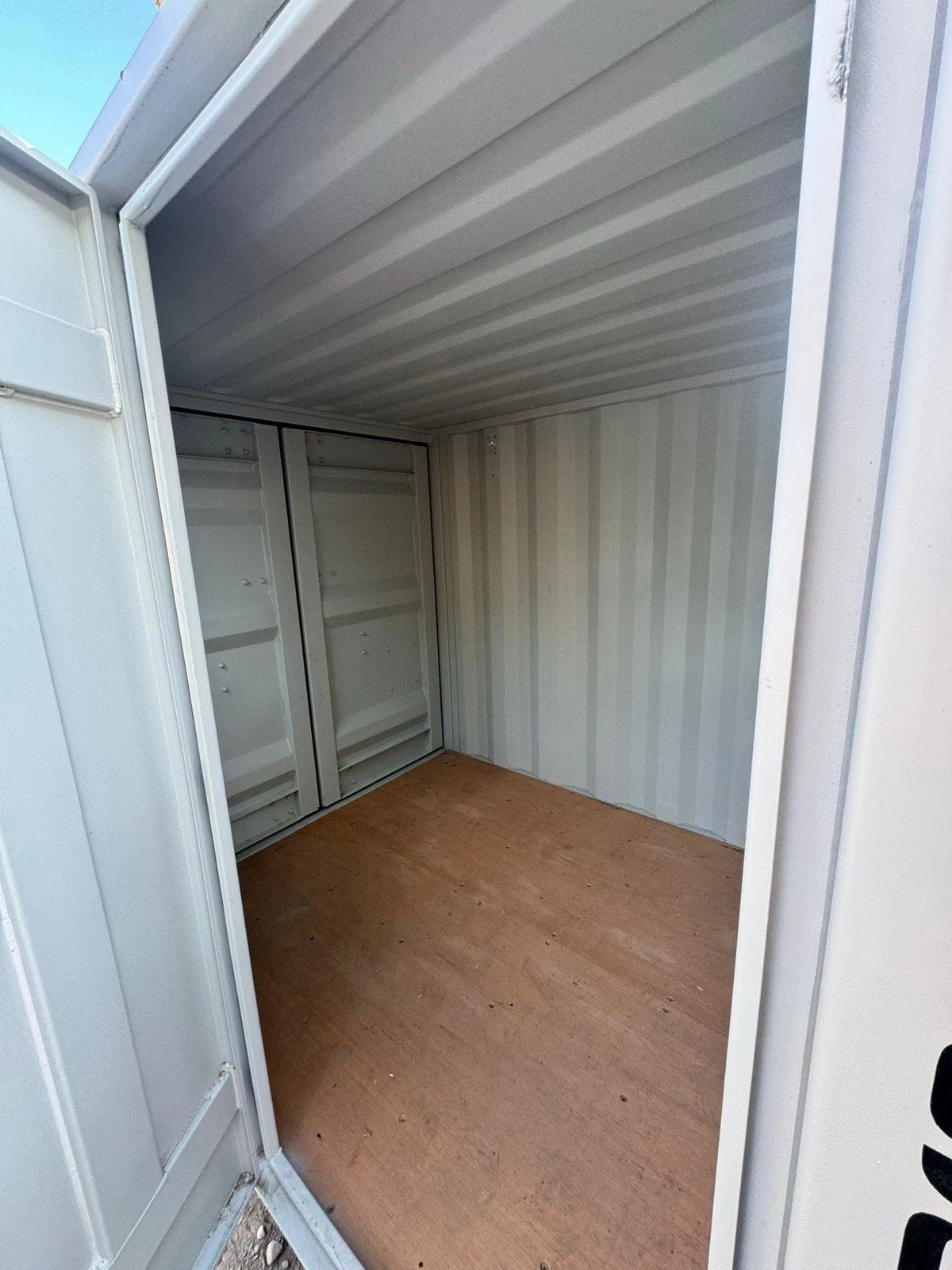 7 ft Shipping Container, photo 3