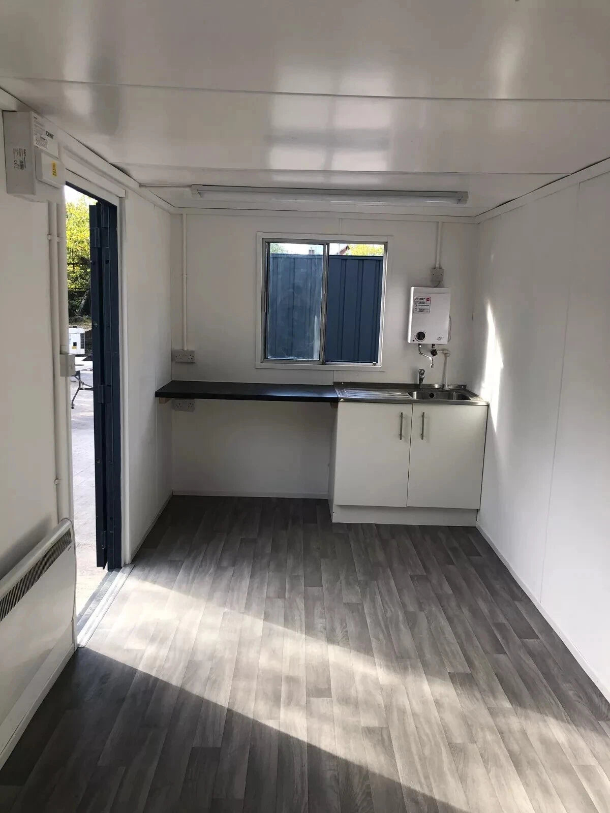 20 × 8 ft Office/Canteen/Toilet Anti Vandal/ Shipping Container, photo 2