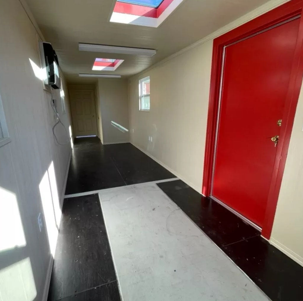 40 ft Modified Shipping Container Office, photo 4